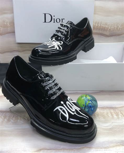 dior shoets